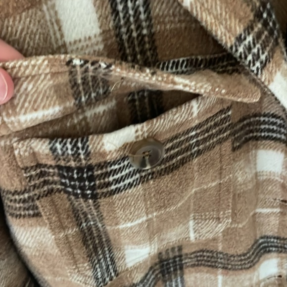 Paper Crane Wool-Blend Button Down Khaki Plaid Shacket - Picture 5 of 8